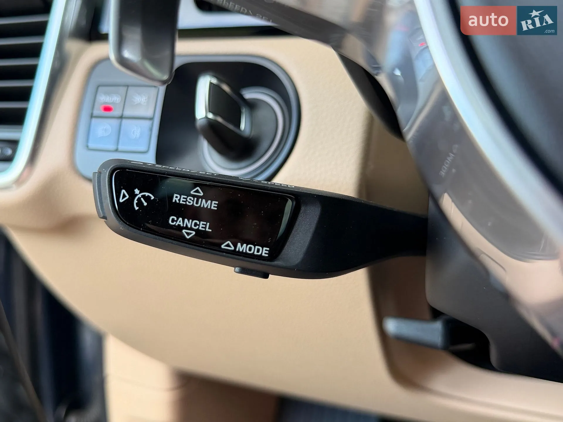 2020 Porsche Cayenne - мініатюра 44