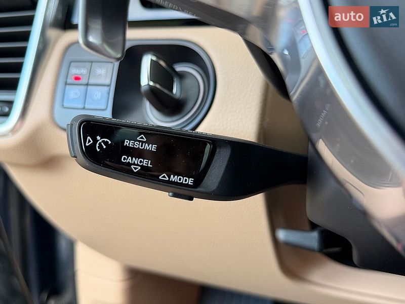 Внедорожник / Кроссовер Porsche Cayenne 2020 в Киеве
