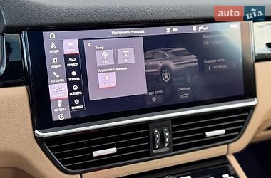 Внедорожник / Кроссовер Porsche Cayenne 2020 в Киеве