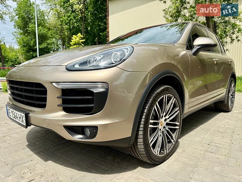 Внедорожник / Кроссовер Porsche Cayenne 2016 в Днепре