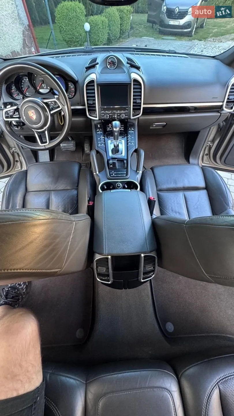 2015 Porsche Cayenne - мініатюра 3