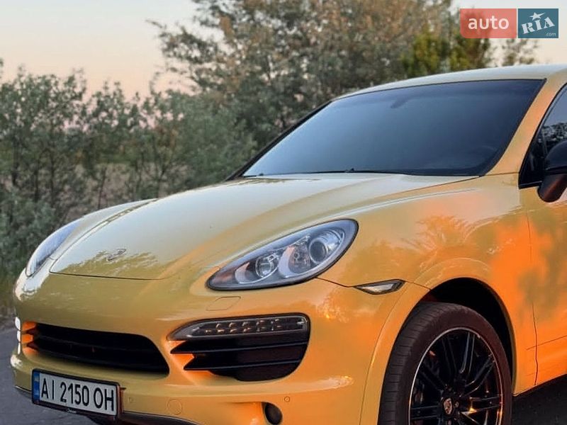 Внедорожник / Кроссовер Porsche Cayenne 2012 в Ровно