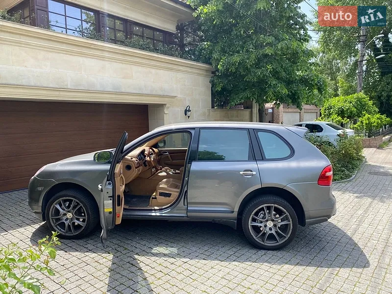 Porsche Cayenne 2008