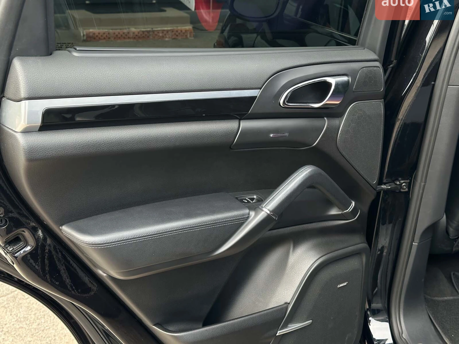 2012 Porsche Cayenne - мініатюра 22