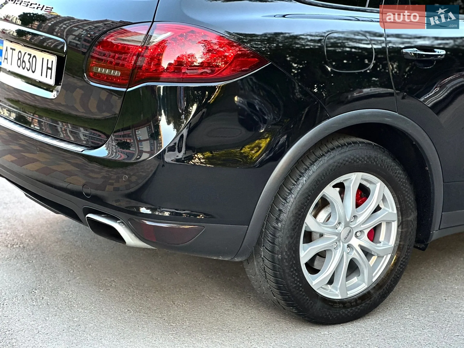 2011 Porsche Cayenne - мініатюра 26