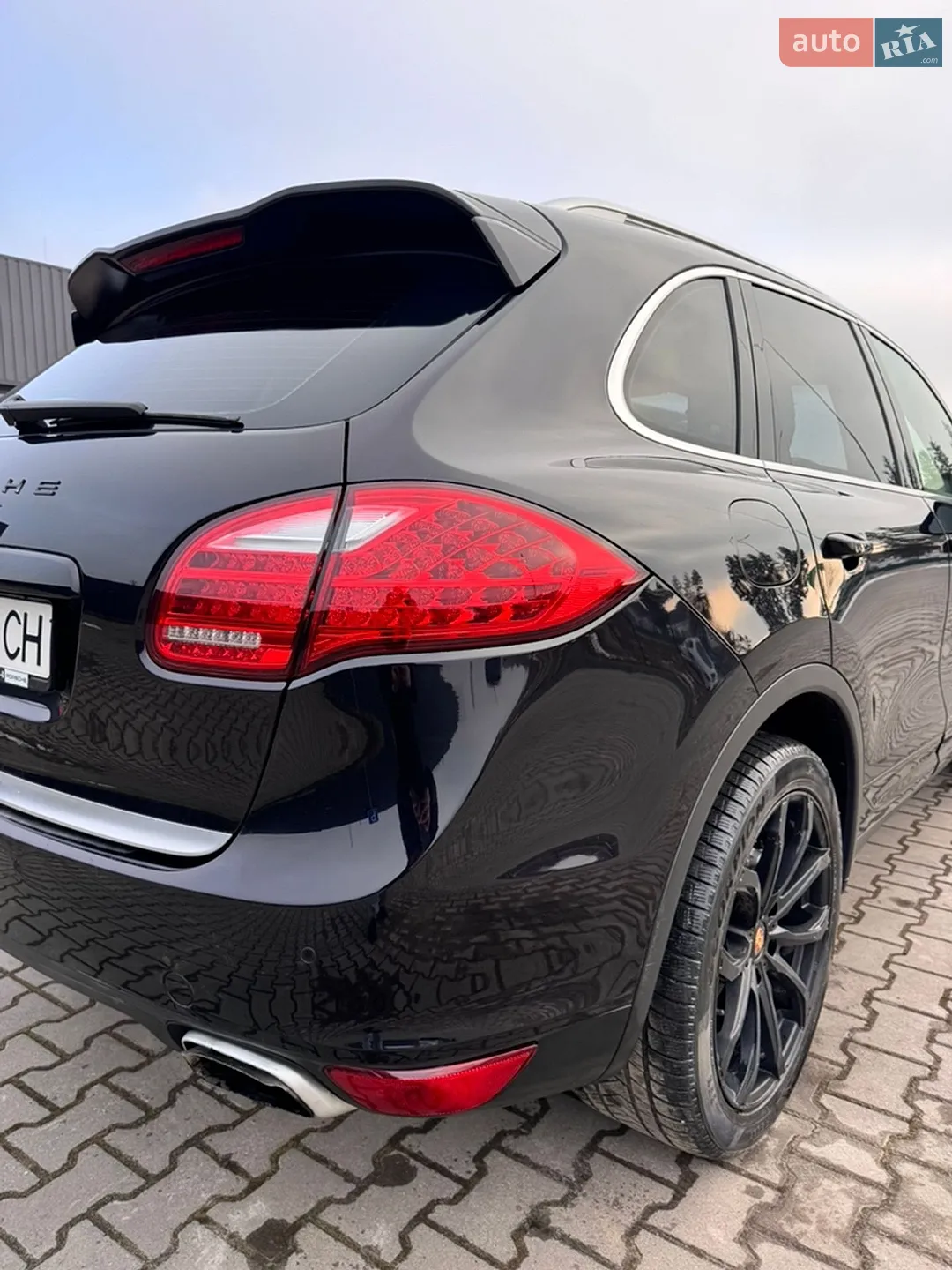 2010 Porsche Cayenne - мініатюра 15