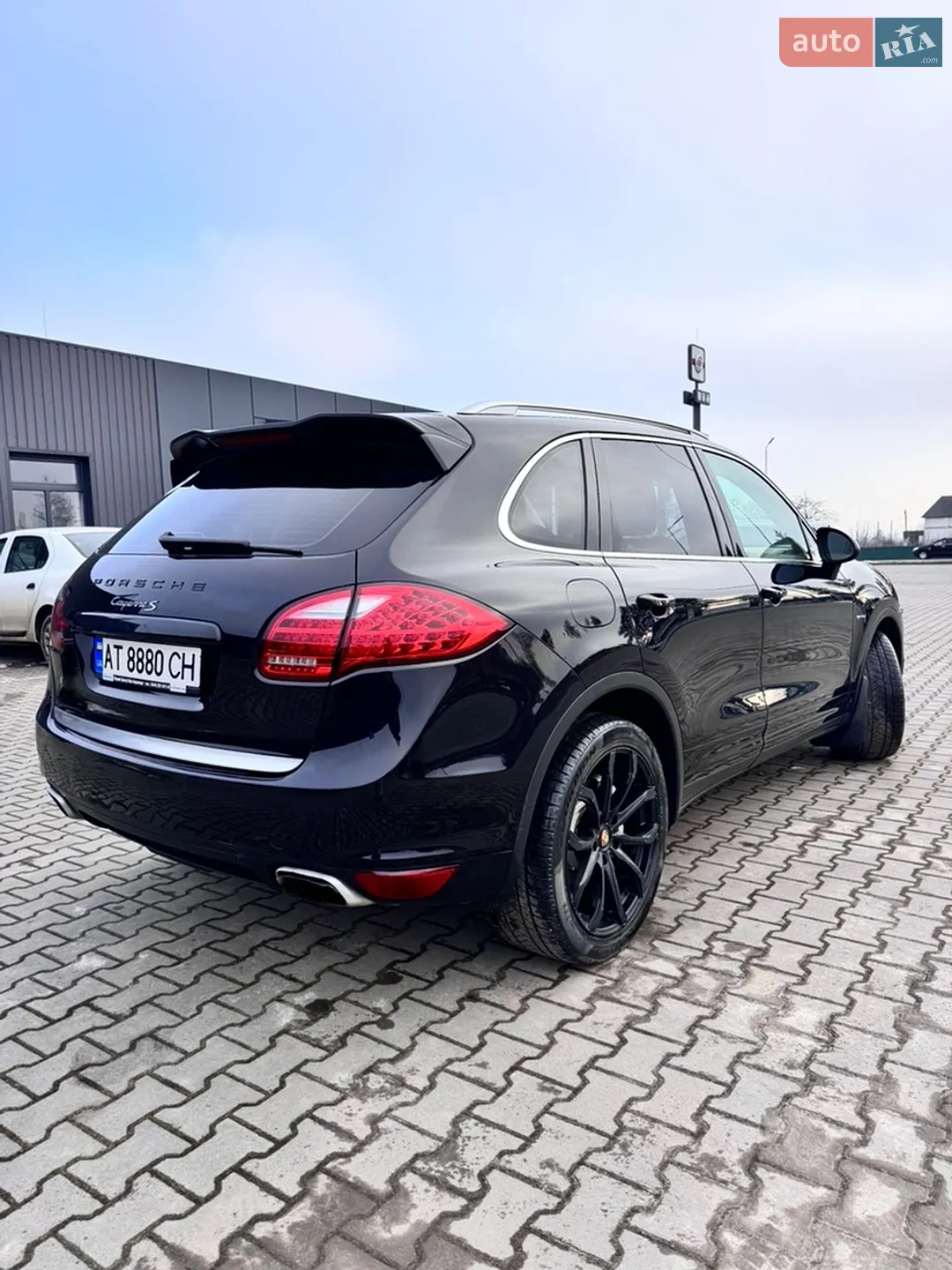2010 Porsche Cayenne - мініатюра 16