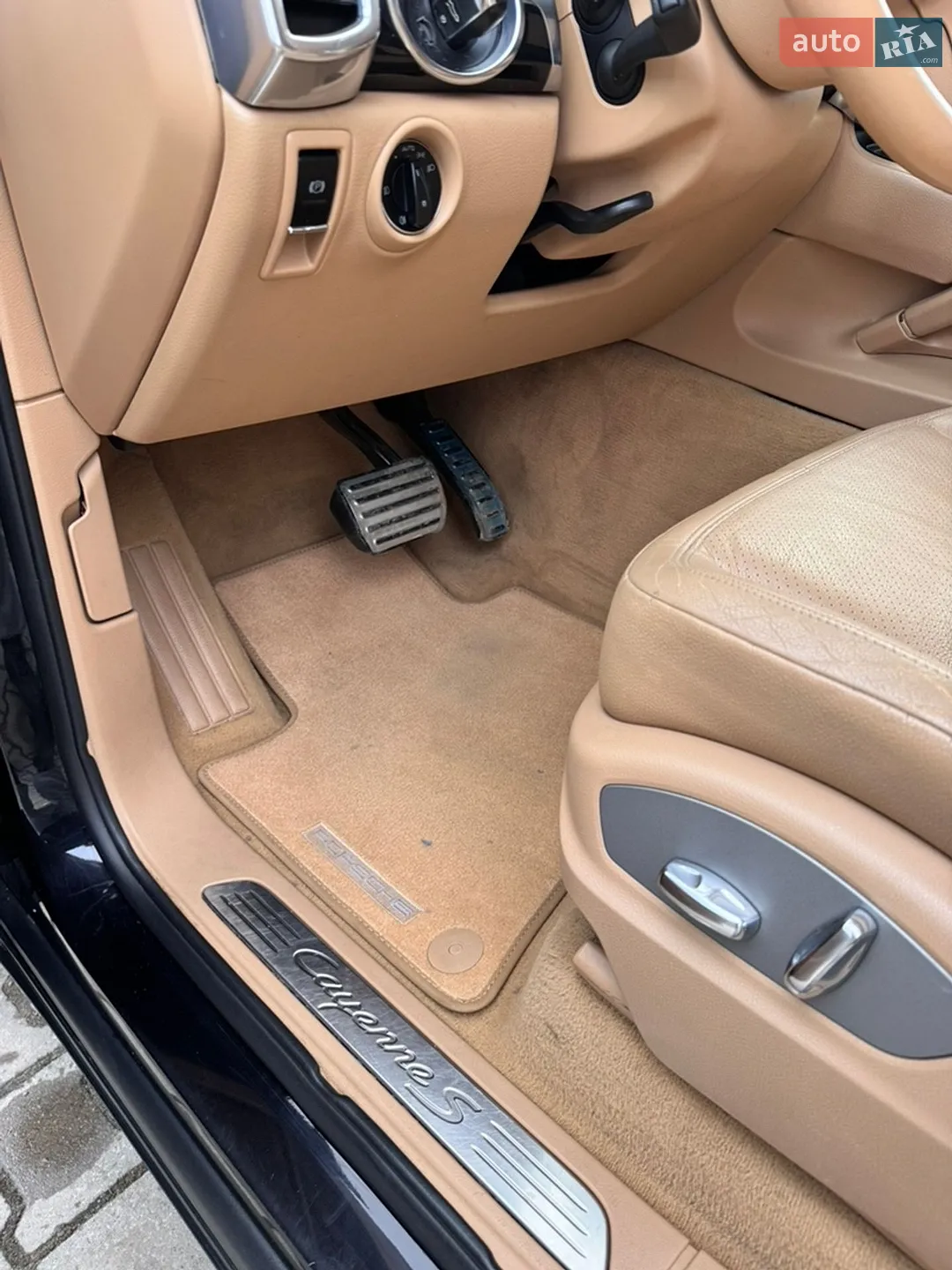 2010 Porsche Cayenne - мініатюра 28