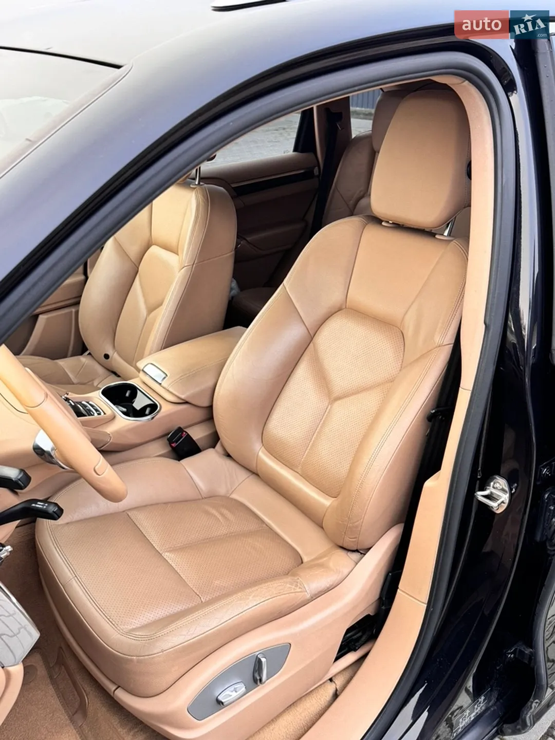 2010 Porsche Cayenne - мініатюра 29