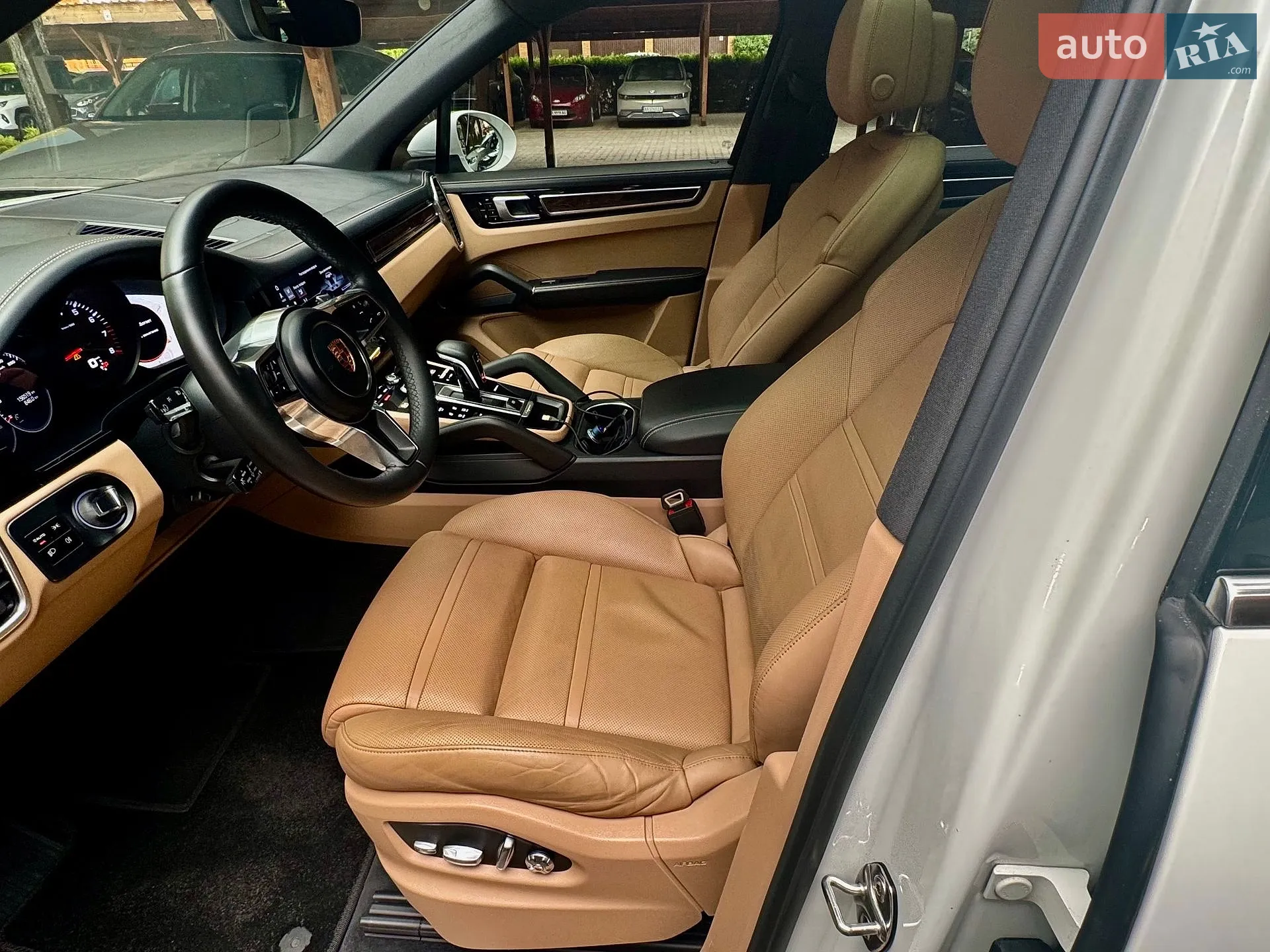 2017 Porsche Cayenne - мініатюра 25