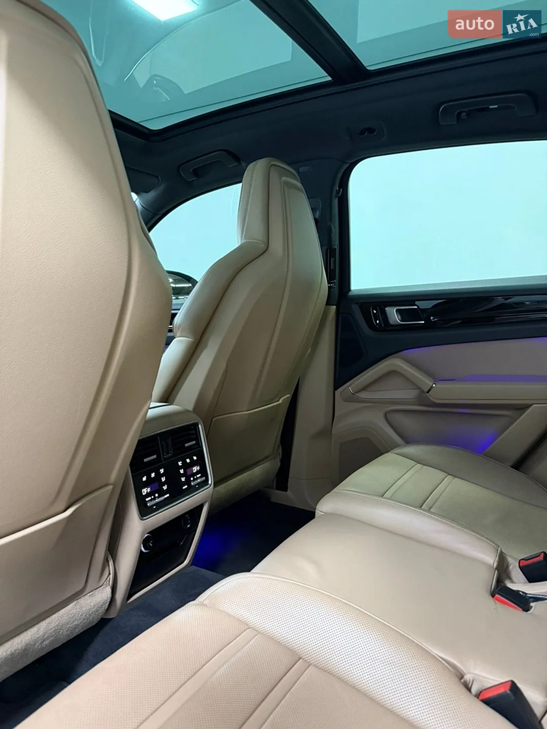 2018 Porsche Cayenne - мініатюра 25