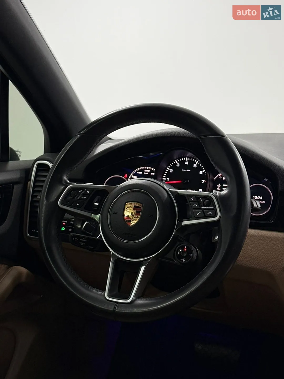 Porsche Cayenne 2018 VIN WP1ZZZ9YZKDA04332 фото оголошення 28 з 34