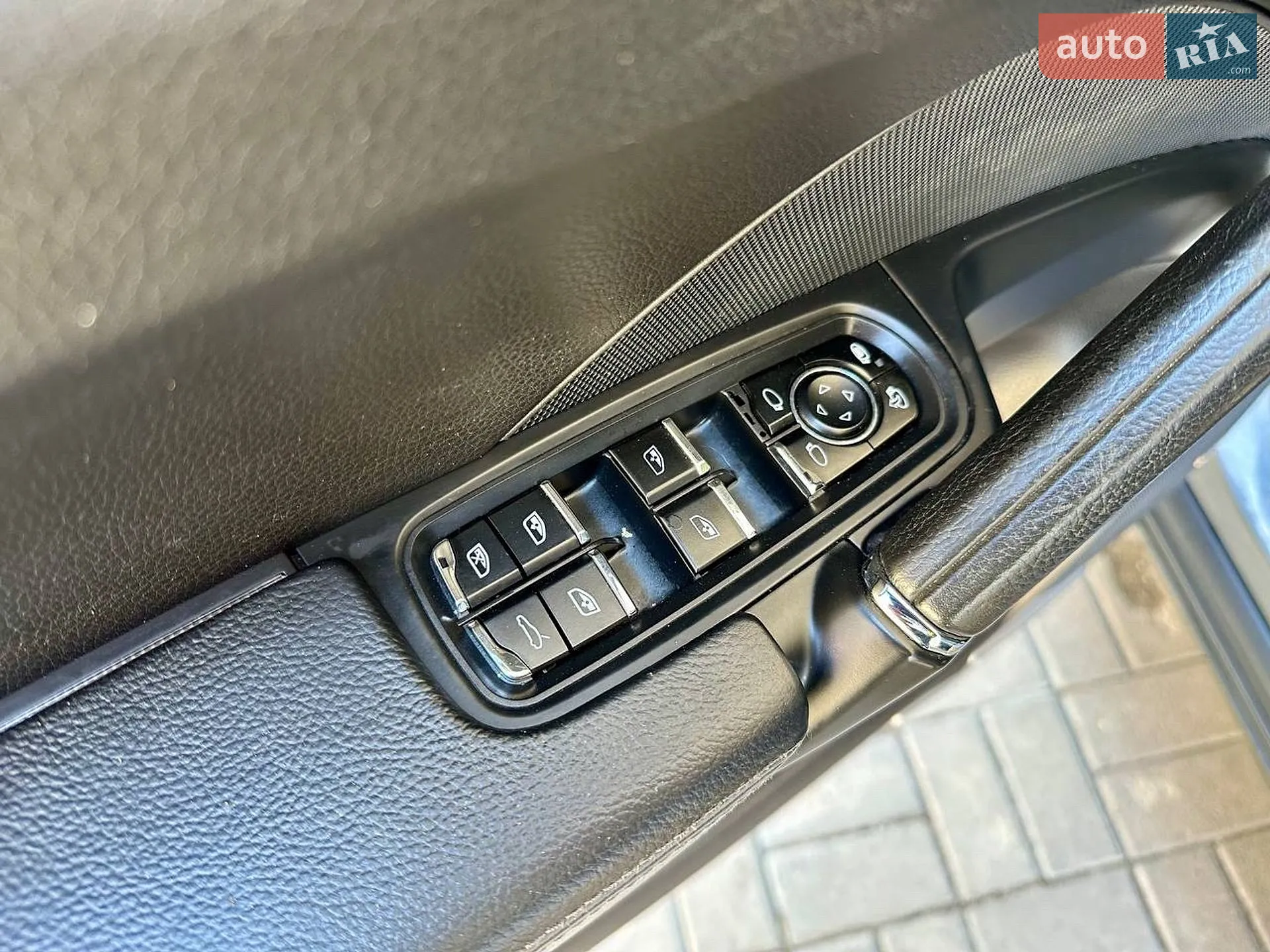 2013 Porsche Cayenne - мініатюра 12