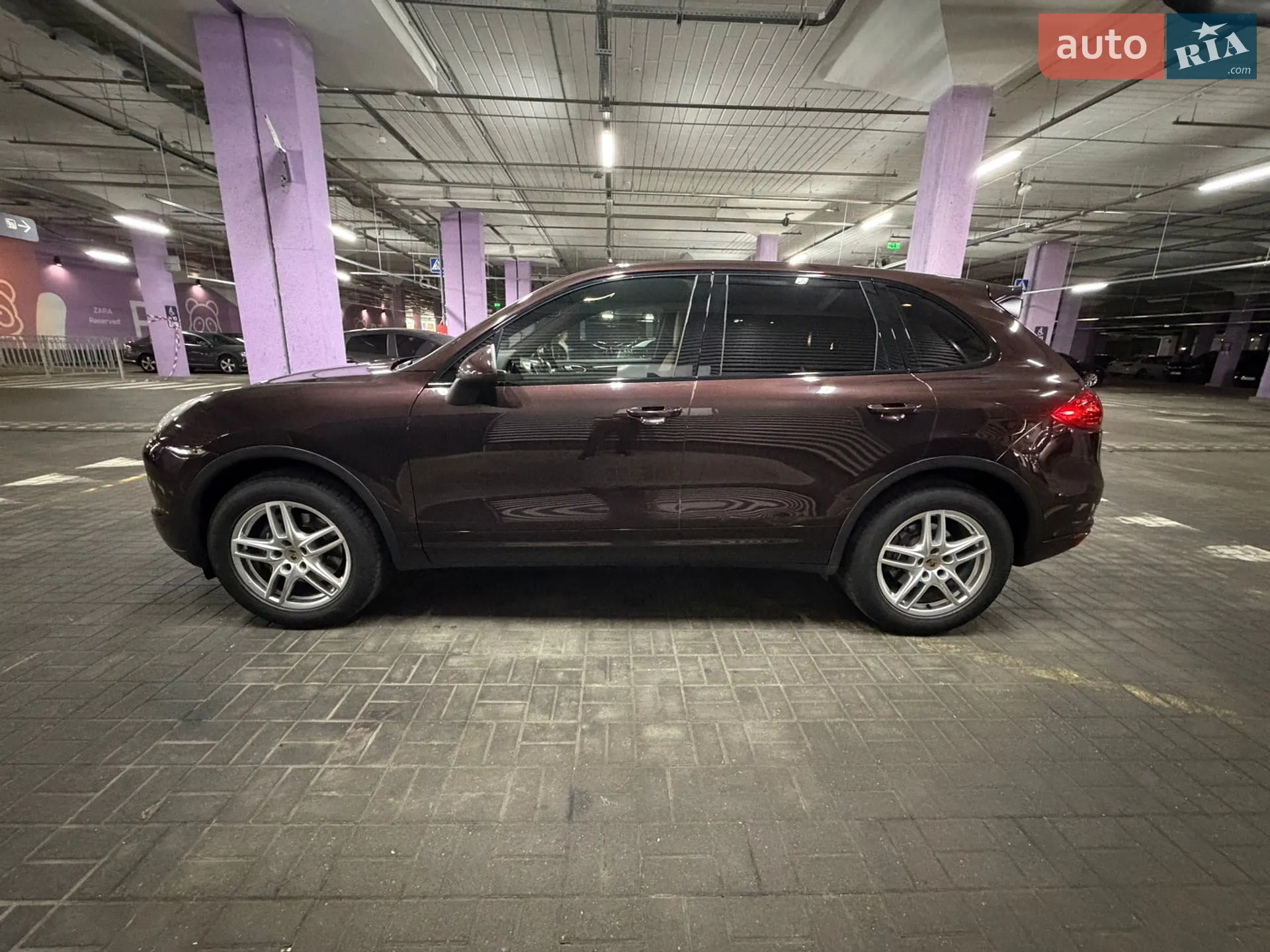 2013 Porsche Cayenne - мініатюра 2