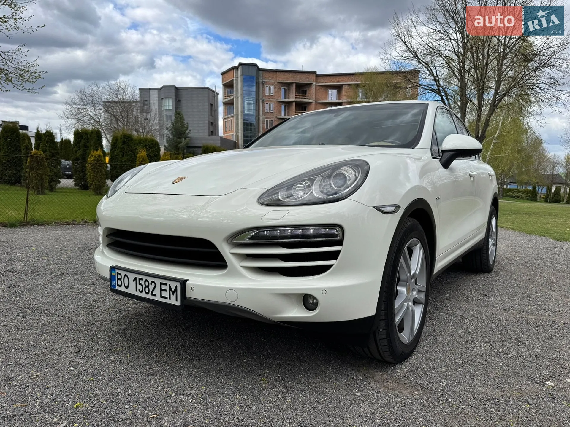 2011 Porsche Cayenne - мініатюра 3