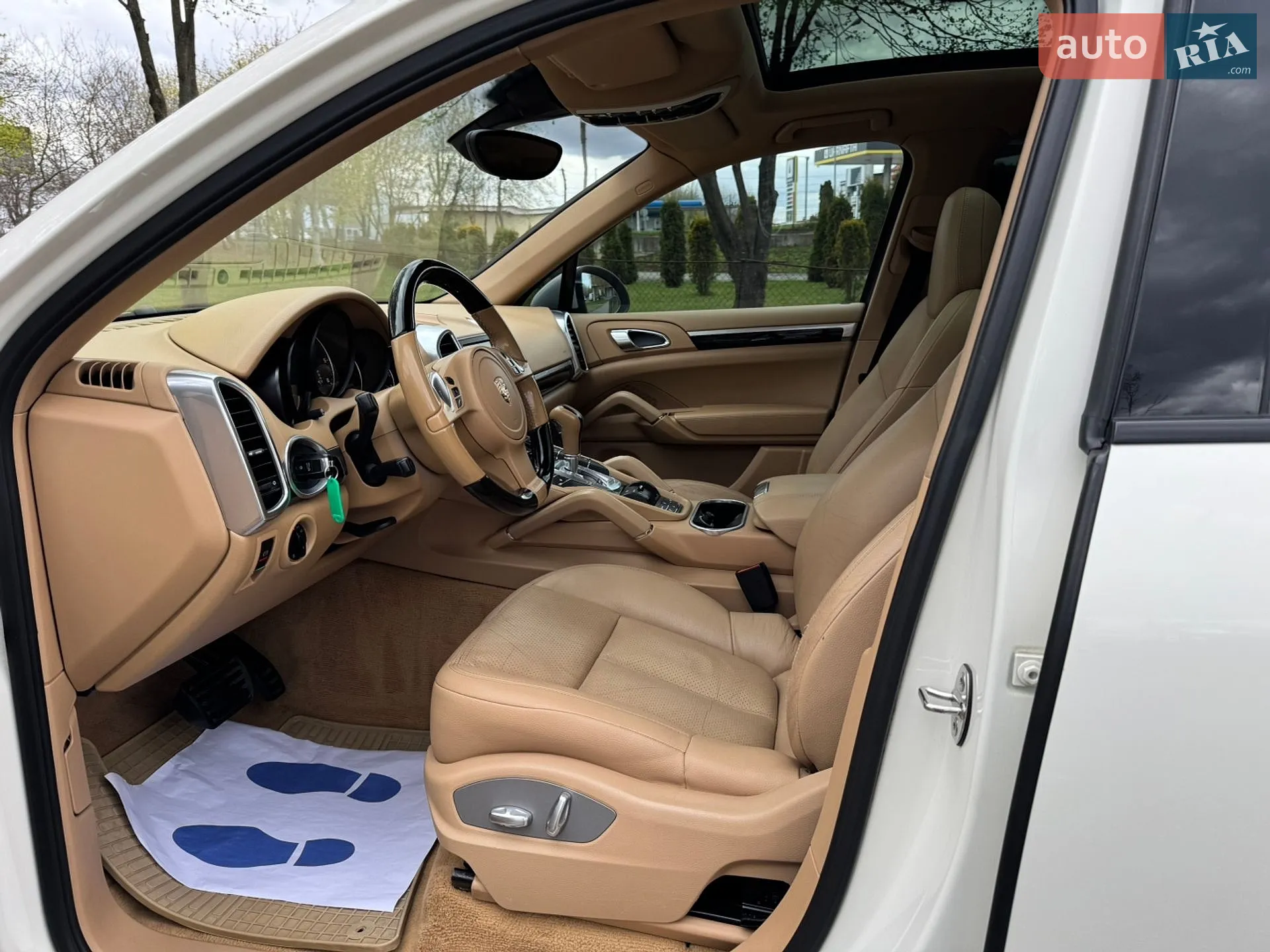 2011 Porsche Cayenne - мініатюра 19