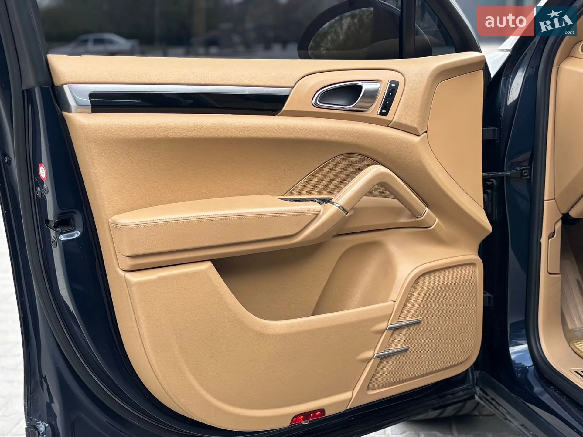 2012 Porsche Cayenne - мініатюра 25