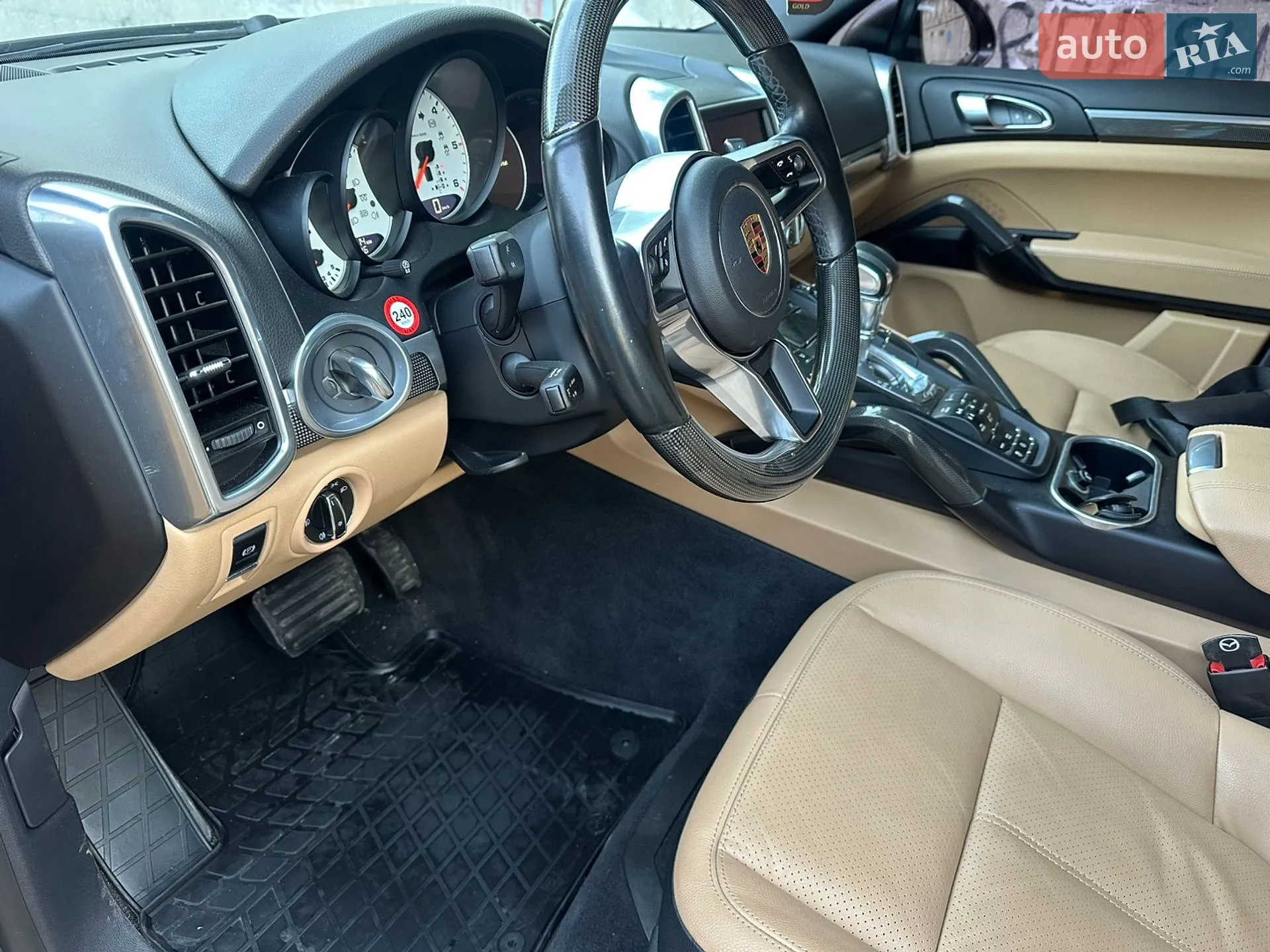 2016 Porsche Cayenne - мініатюра 42