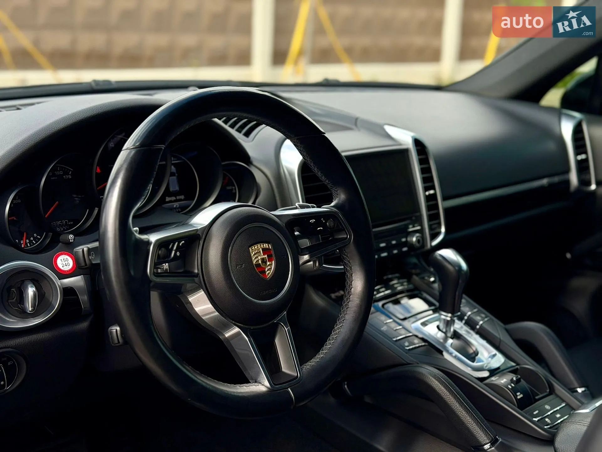 2016 Porsche Cayenne - мініатюра 16