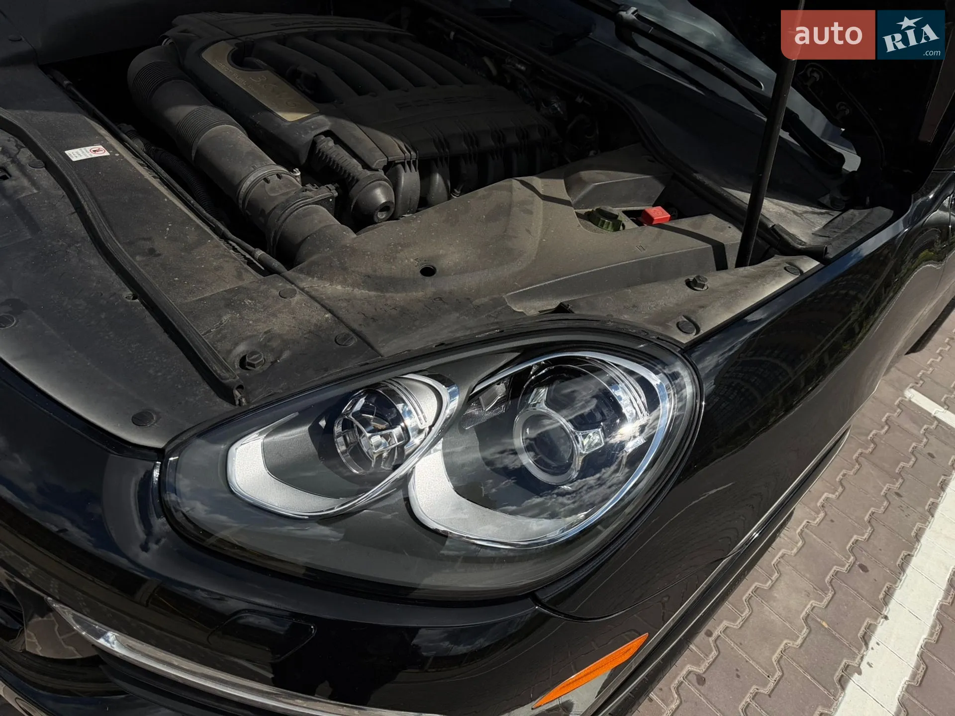 2016 Porsche Cayenne - мініатюра 31
