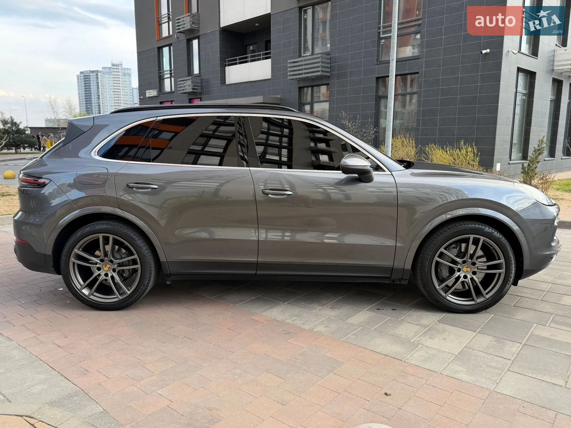 2020 Porsche Cayenne - мініатюра 7