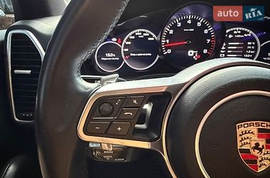 Внедорожник / Кроссовер Porsche Cayenne 2020 в Киеве