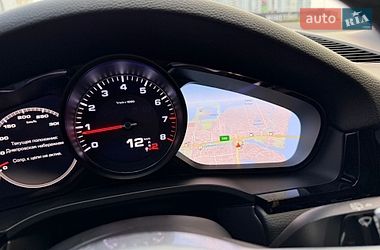 Внедорожник / Кроссовер Porsche Cayenne 2020 в Киеве