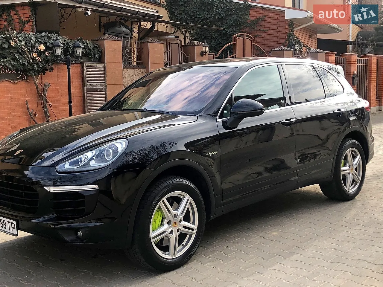 2015 Porsche Cayenne - мініатюра 44