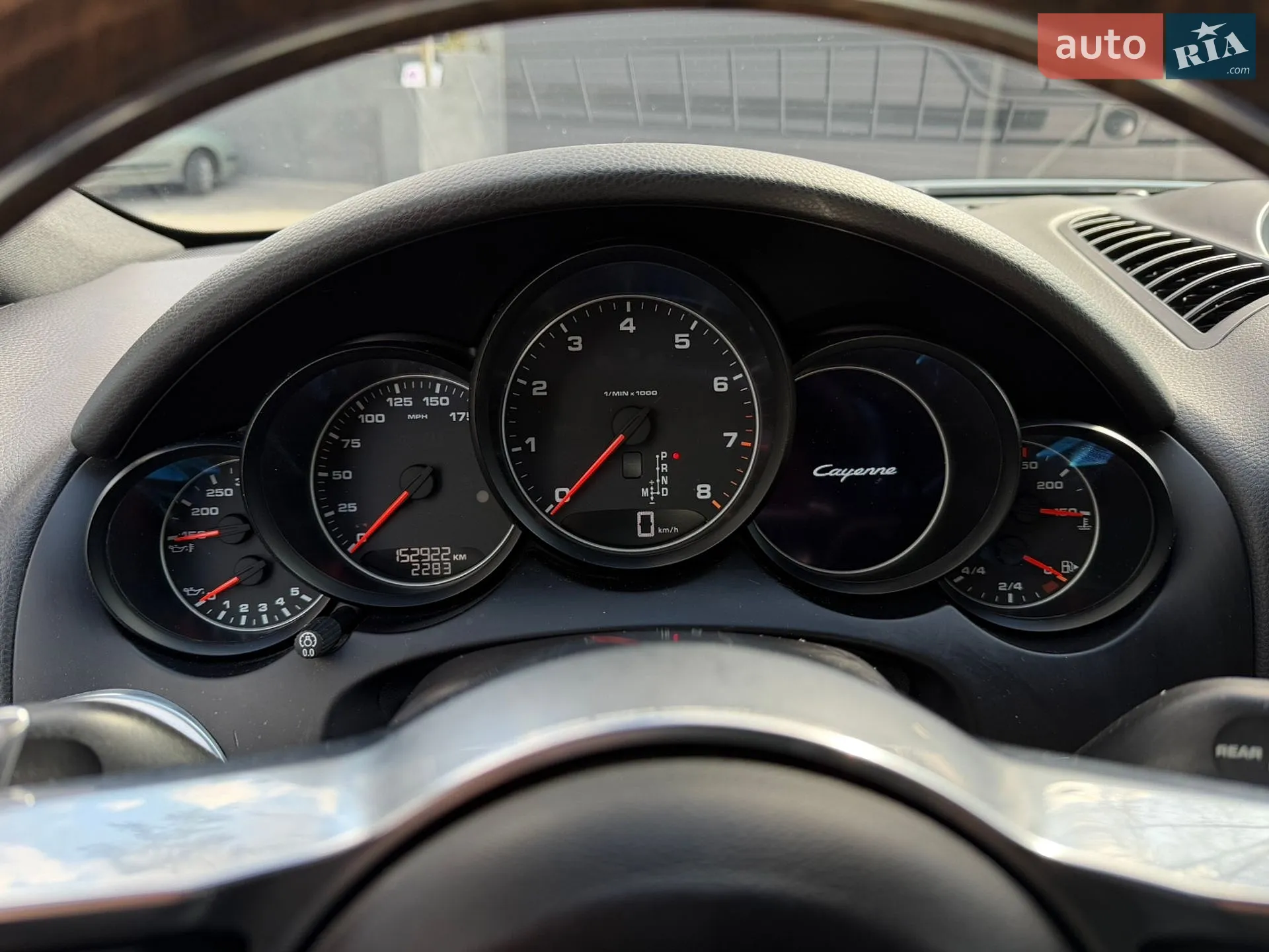 2015 Porsche Cayenne - мініатюра 28