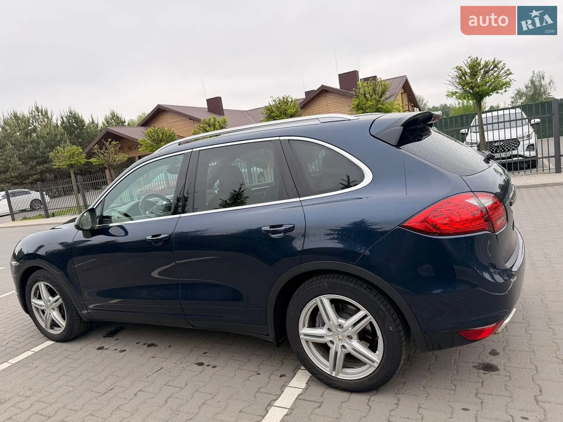 2010 Porsche Cayenne - мініатюра 8