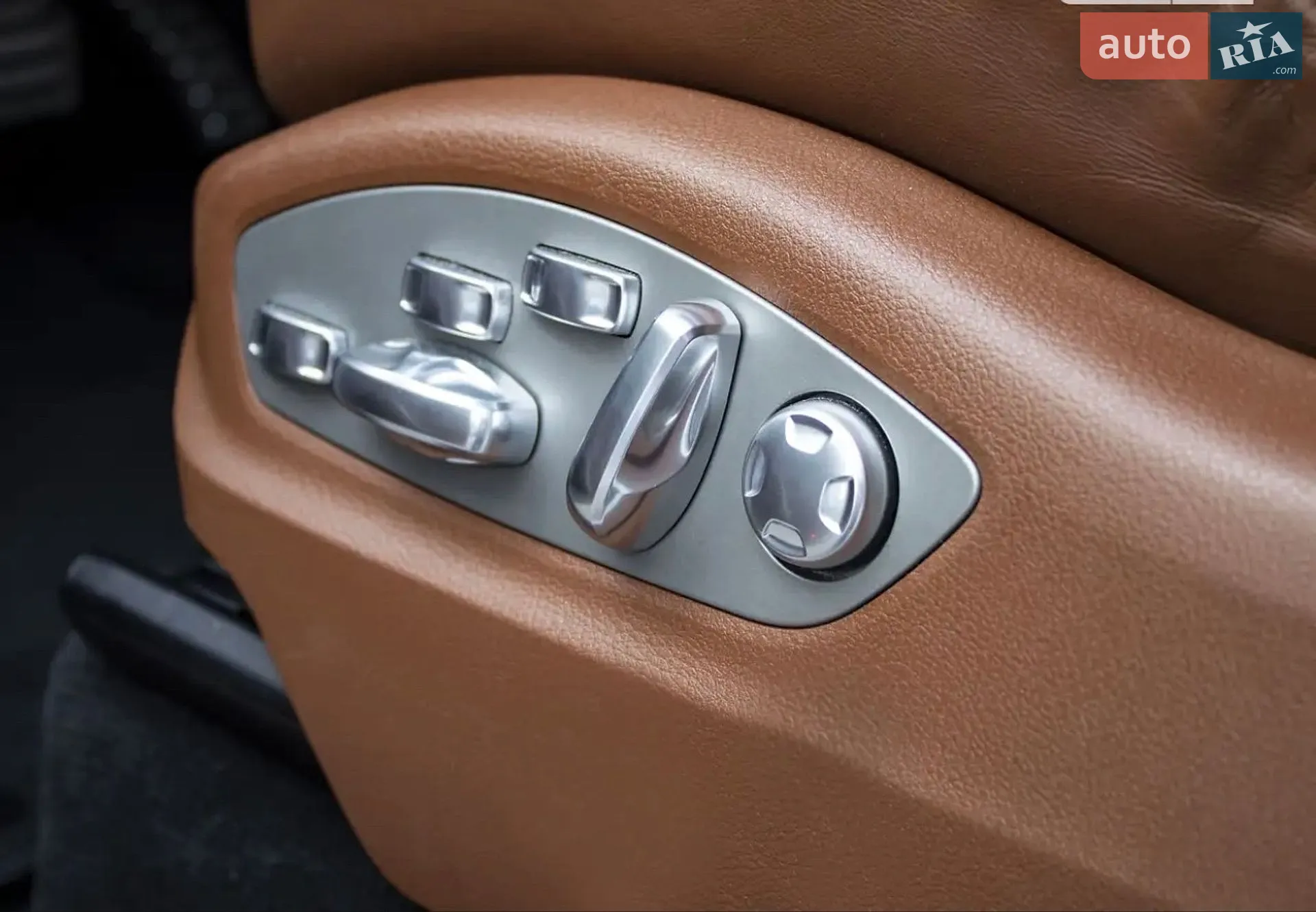 2015 Porsche Cayenne - мініатюра 15