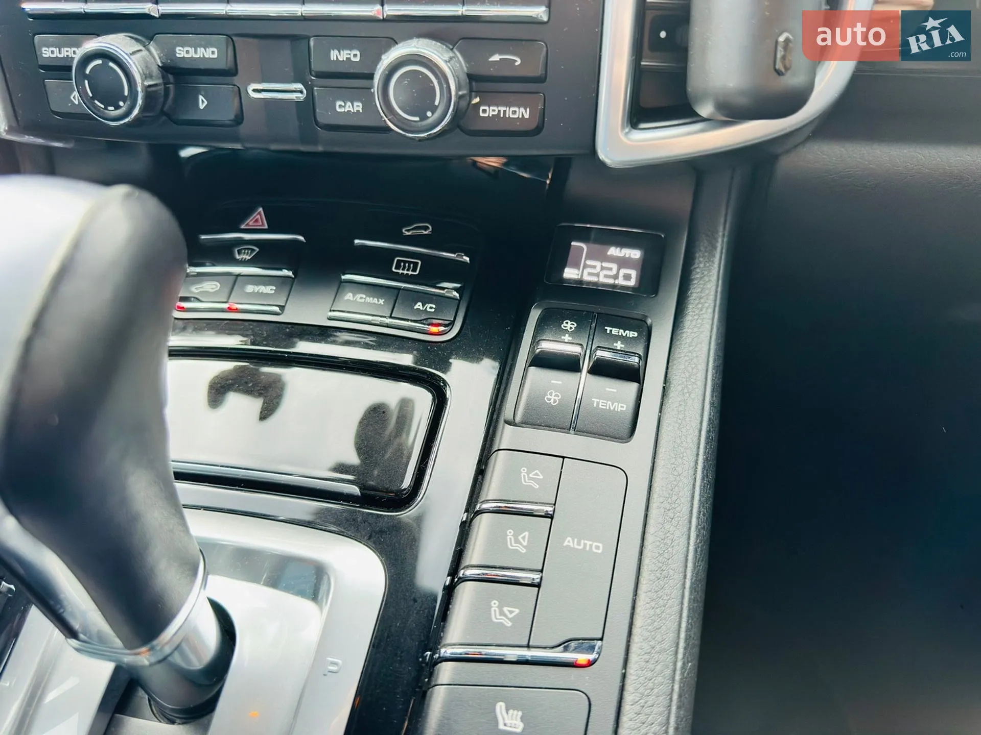 2014 Porsche Cayenne - мініатюра 25