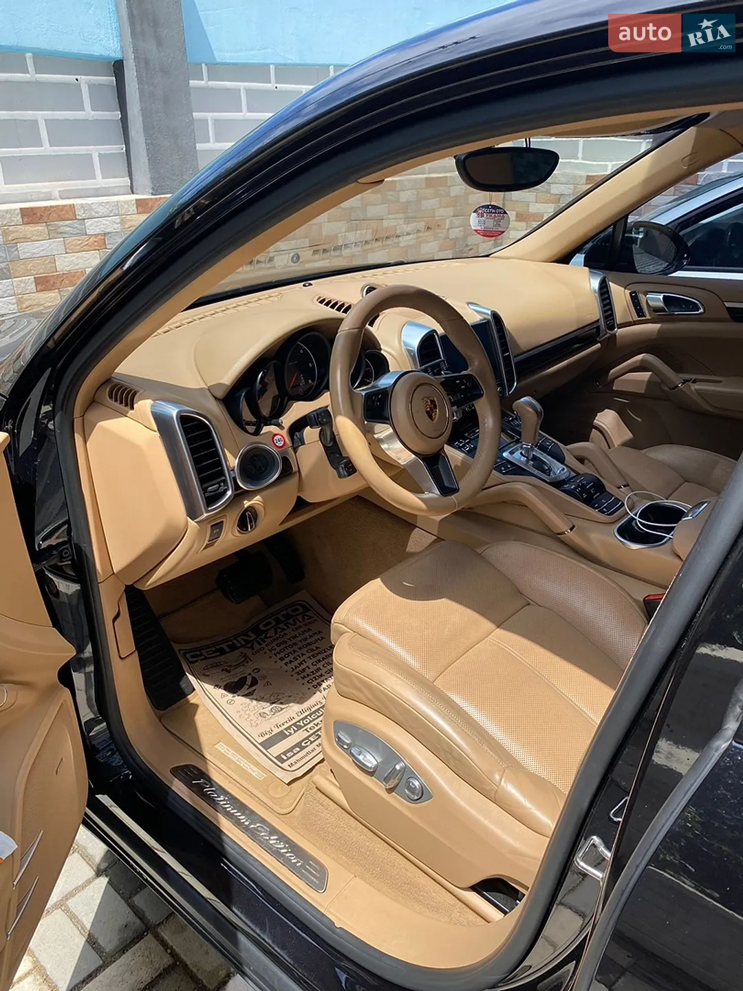 2016 Porsche Cayenne - мініатюра 5