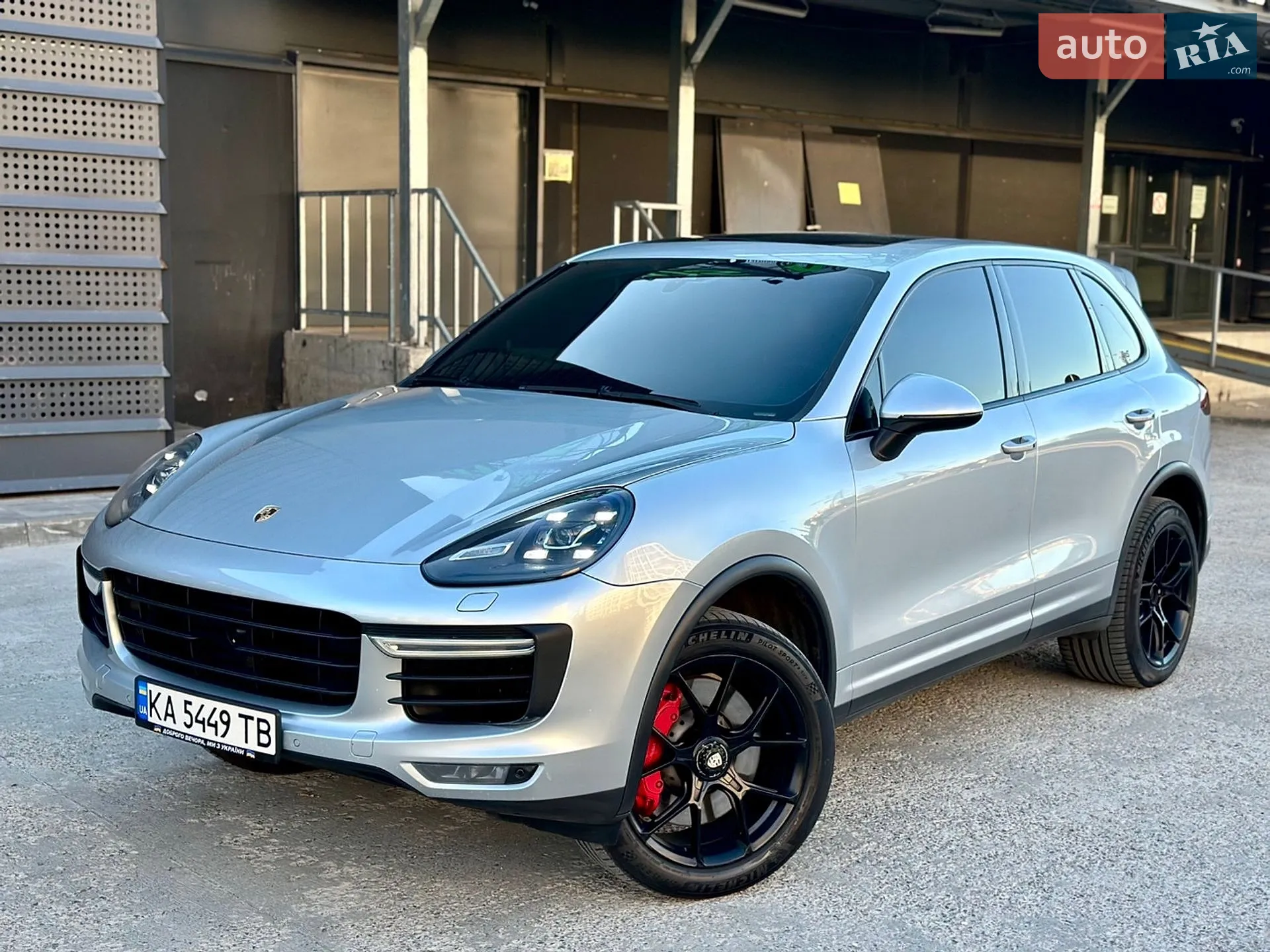 2015 Porsche Cayenne - мініатюра 4