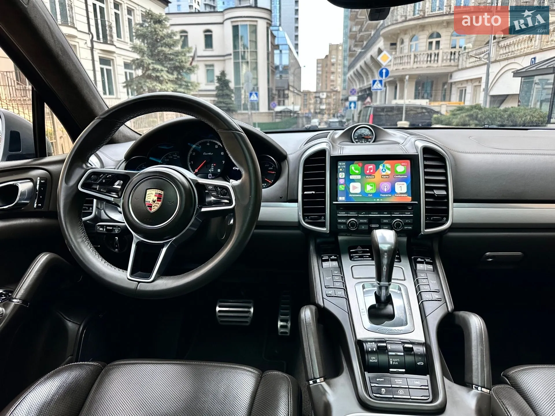 2015 Porsche Cayenne - мініатюра 38