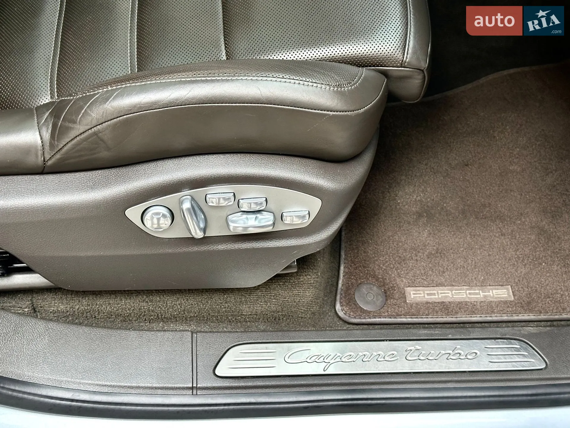 2015 Porsche Cayenne - мініатюра 60