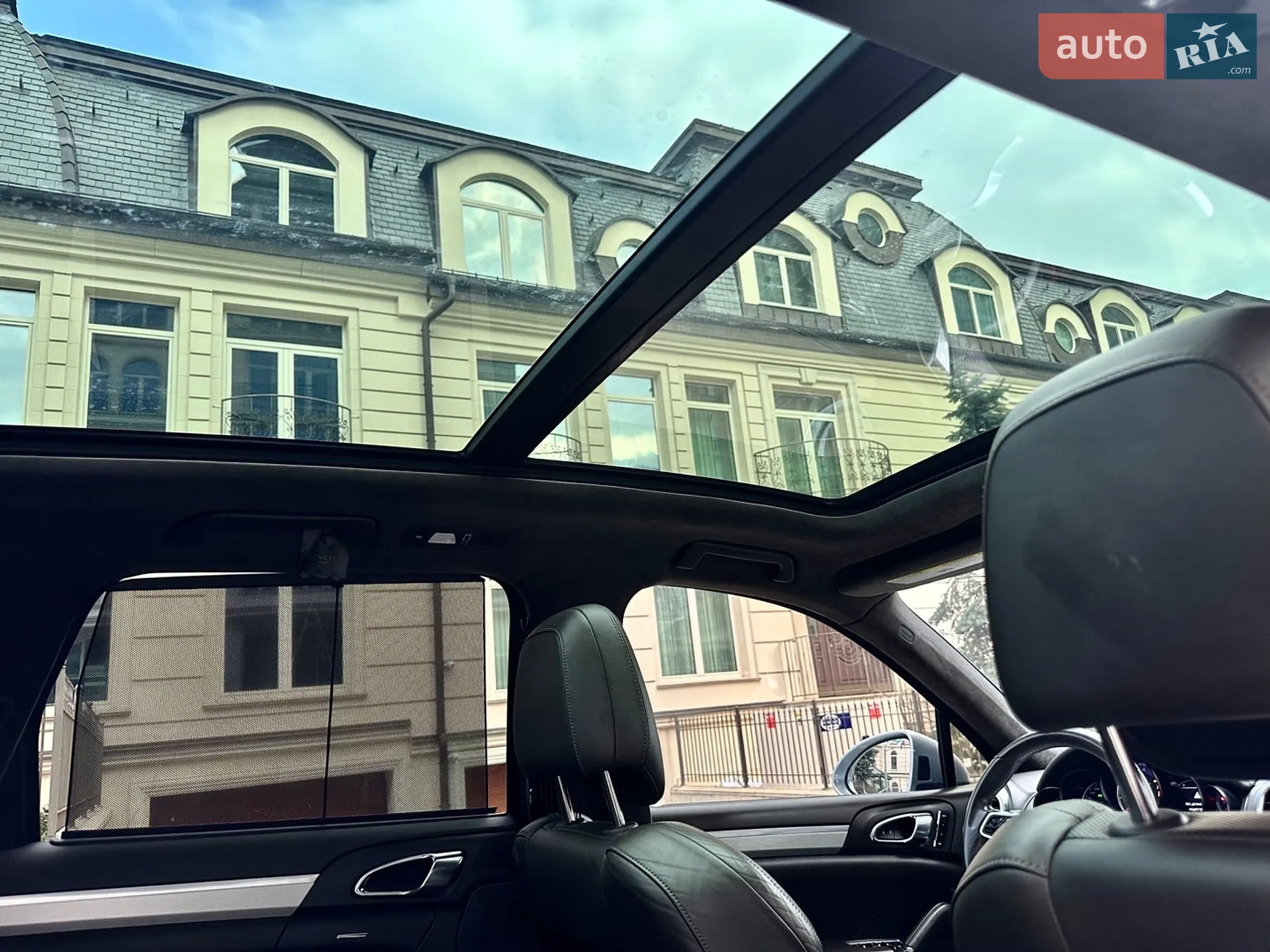 2015 Porsche Cayenne - мініатюра 66