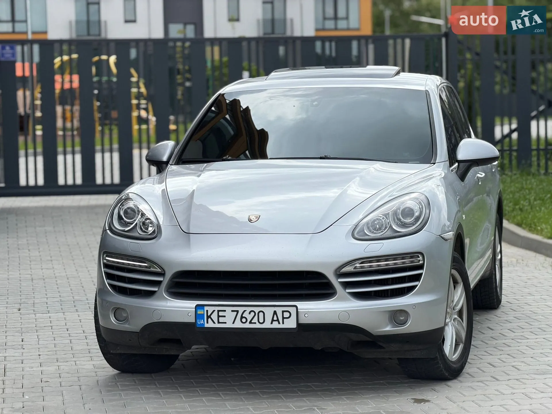 2012 Porsche Cayenne - мініатюра 9