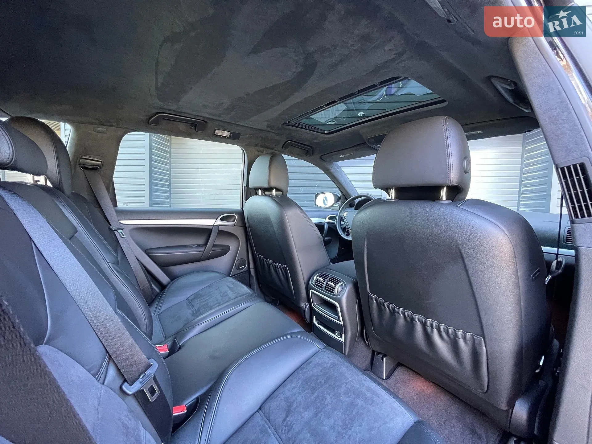 2010 Porsche Cayenne - мініатюра 38