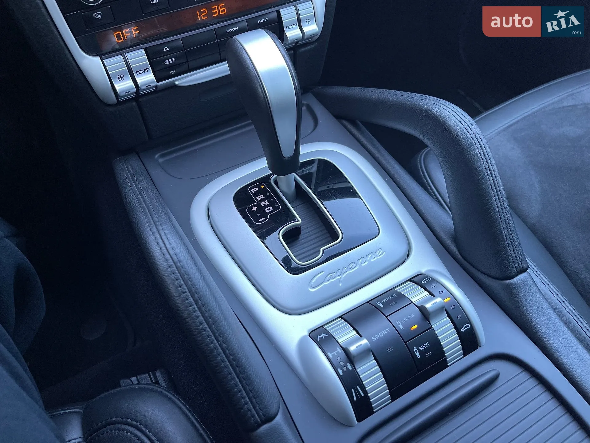 2010 Porsche Cayenne - мініатюра 48