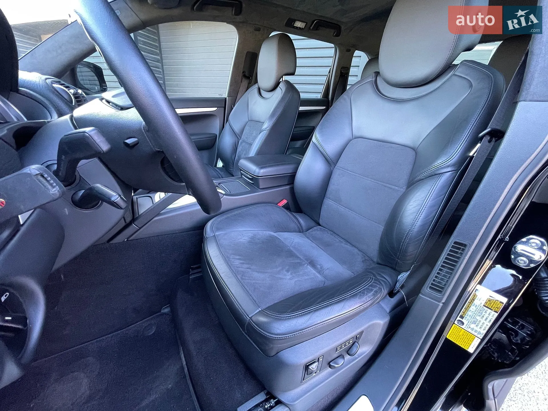 2010 Porsche Cayenne - мініатюра 63