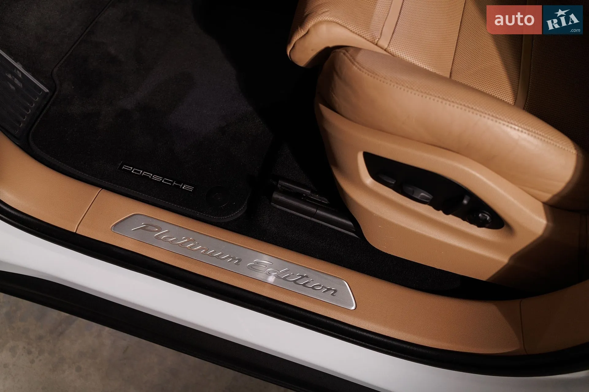 2022 Porsche Cayenne - мініатюра 22