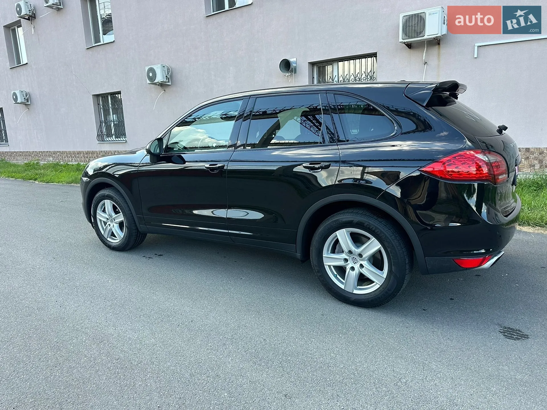 2014 Porsche Cayenne - мініатюра 5