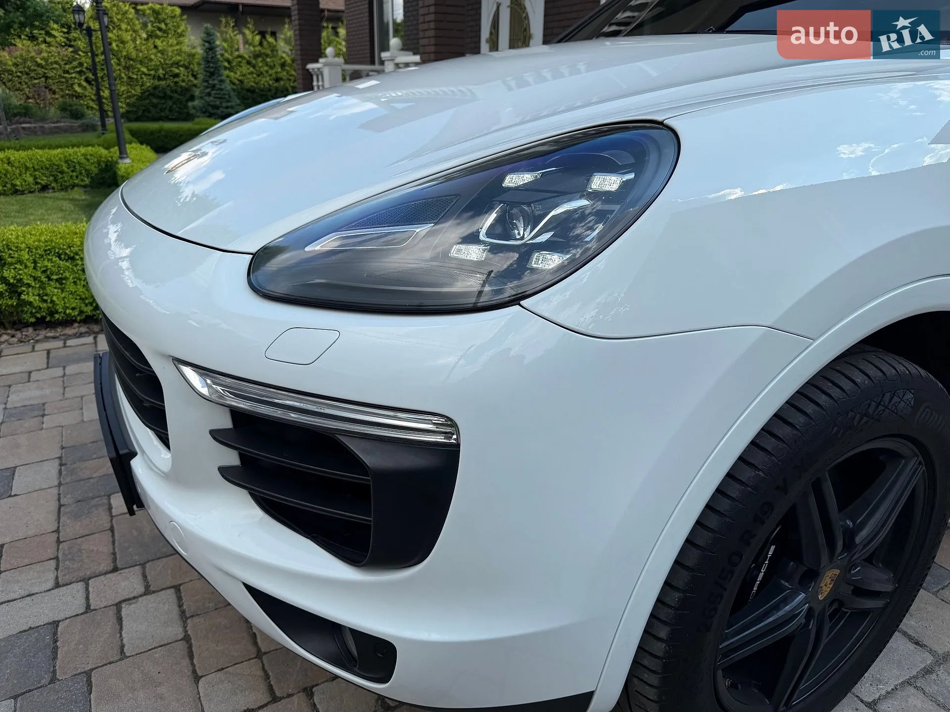 2016 Porsche Cayenne - мініатюра 18