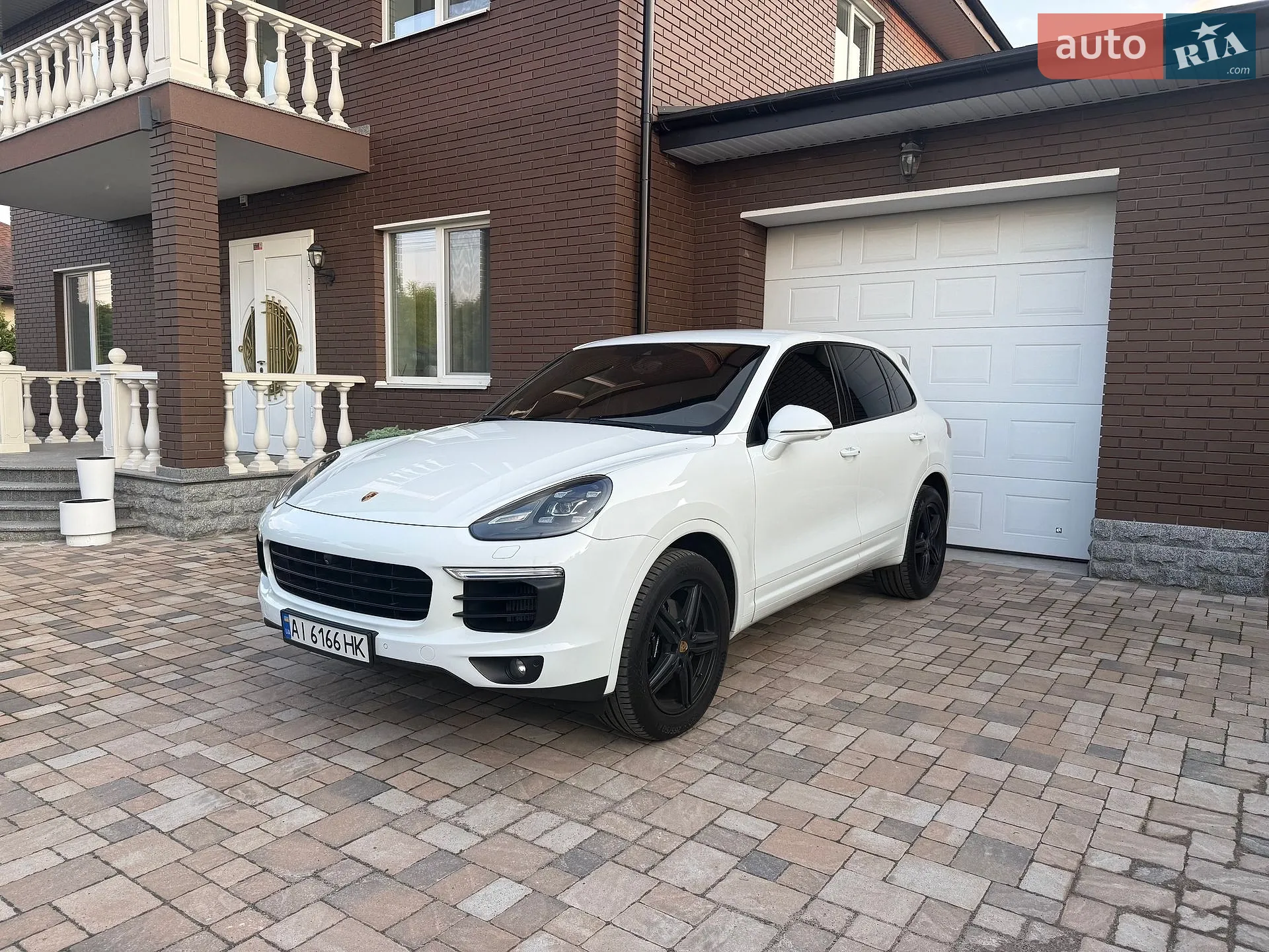 2016 Porsche Cayenne - мініатюра 93