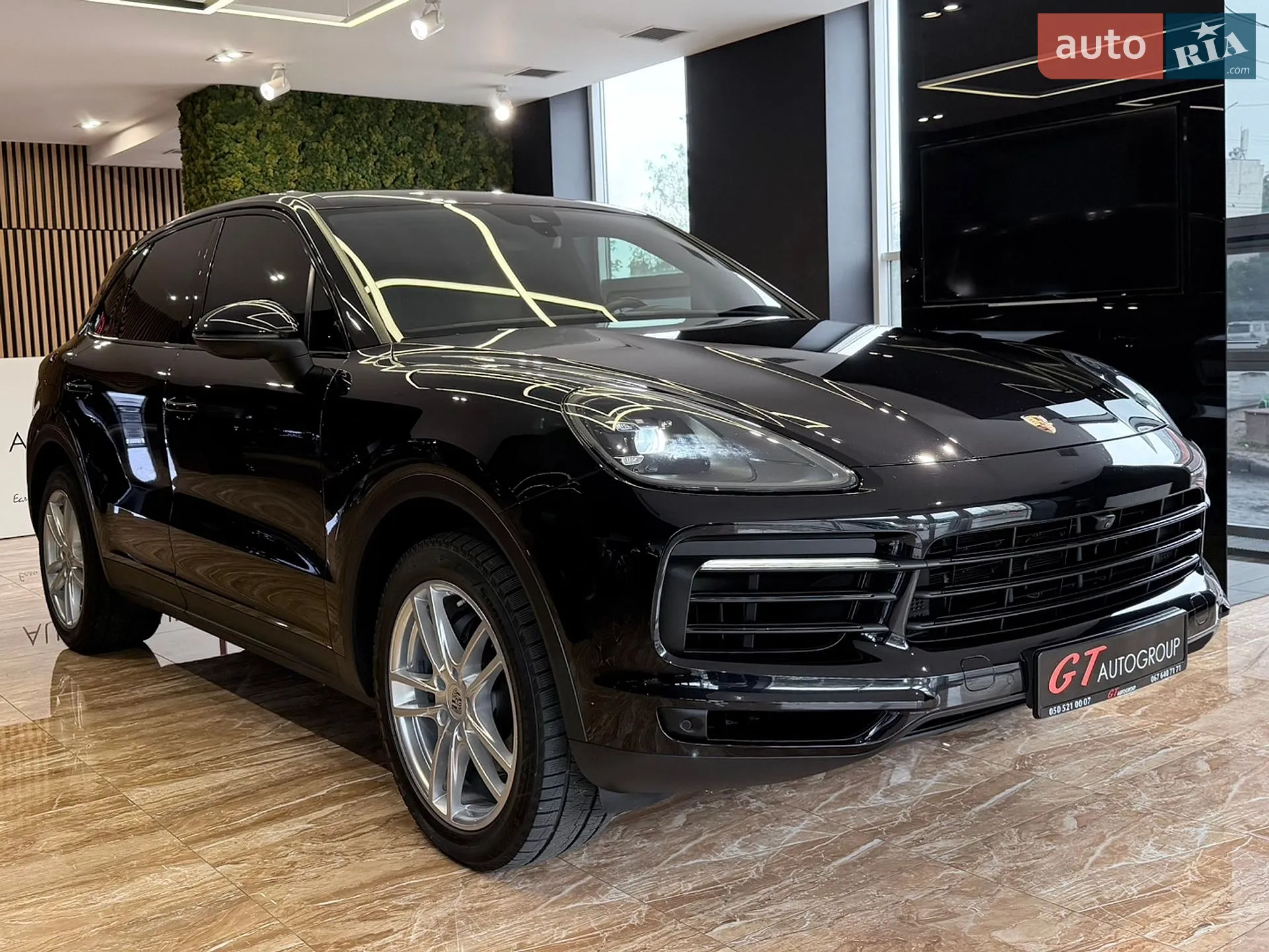 2019 Porsche Cayenne - мініатюра 4
