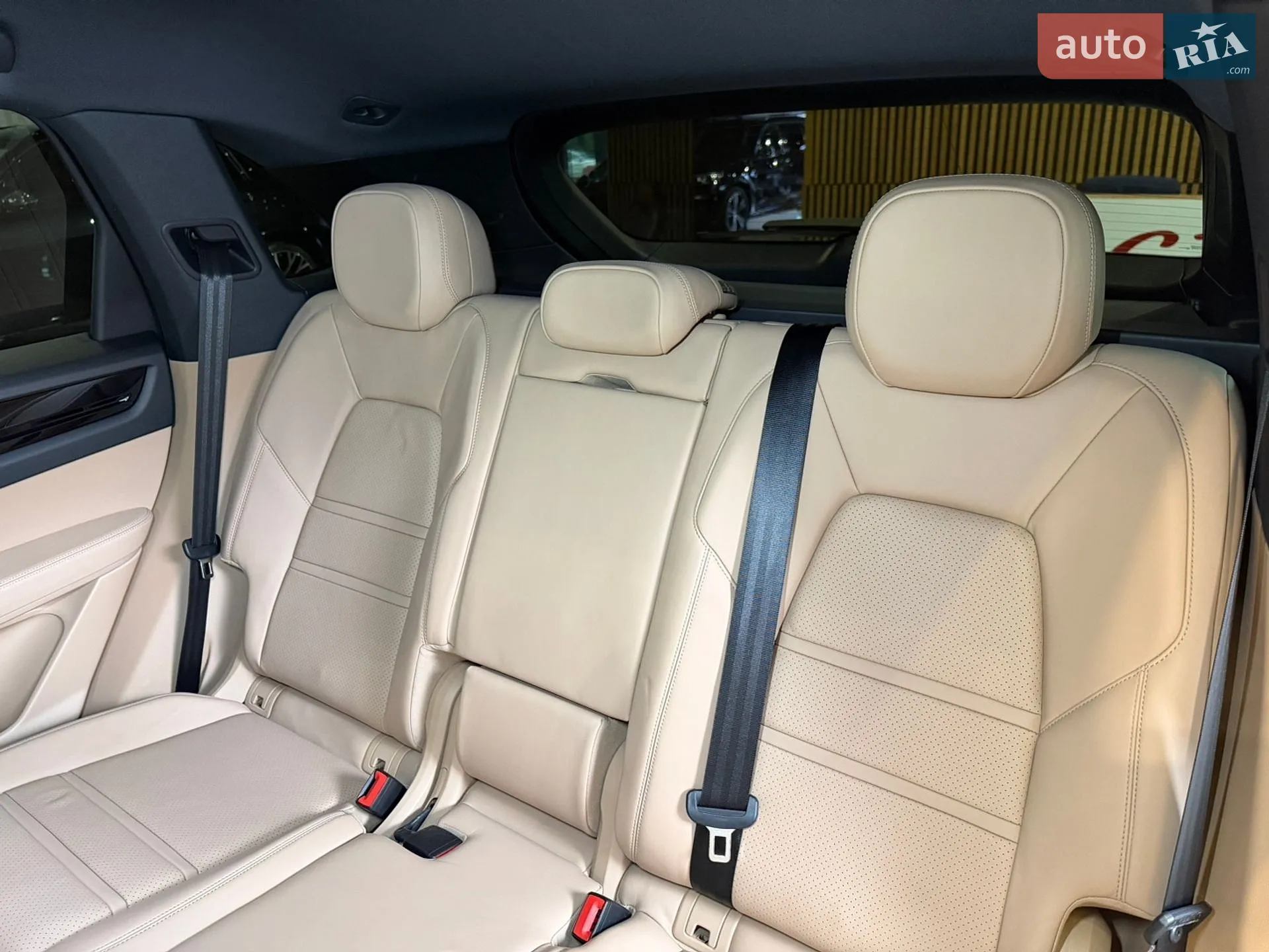 2019 Porsche Cayenne - мініатюра 43