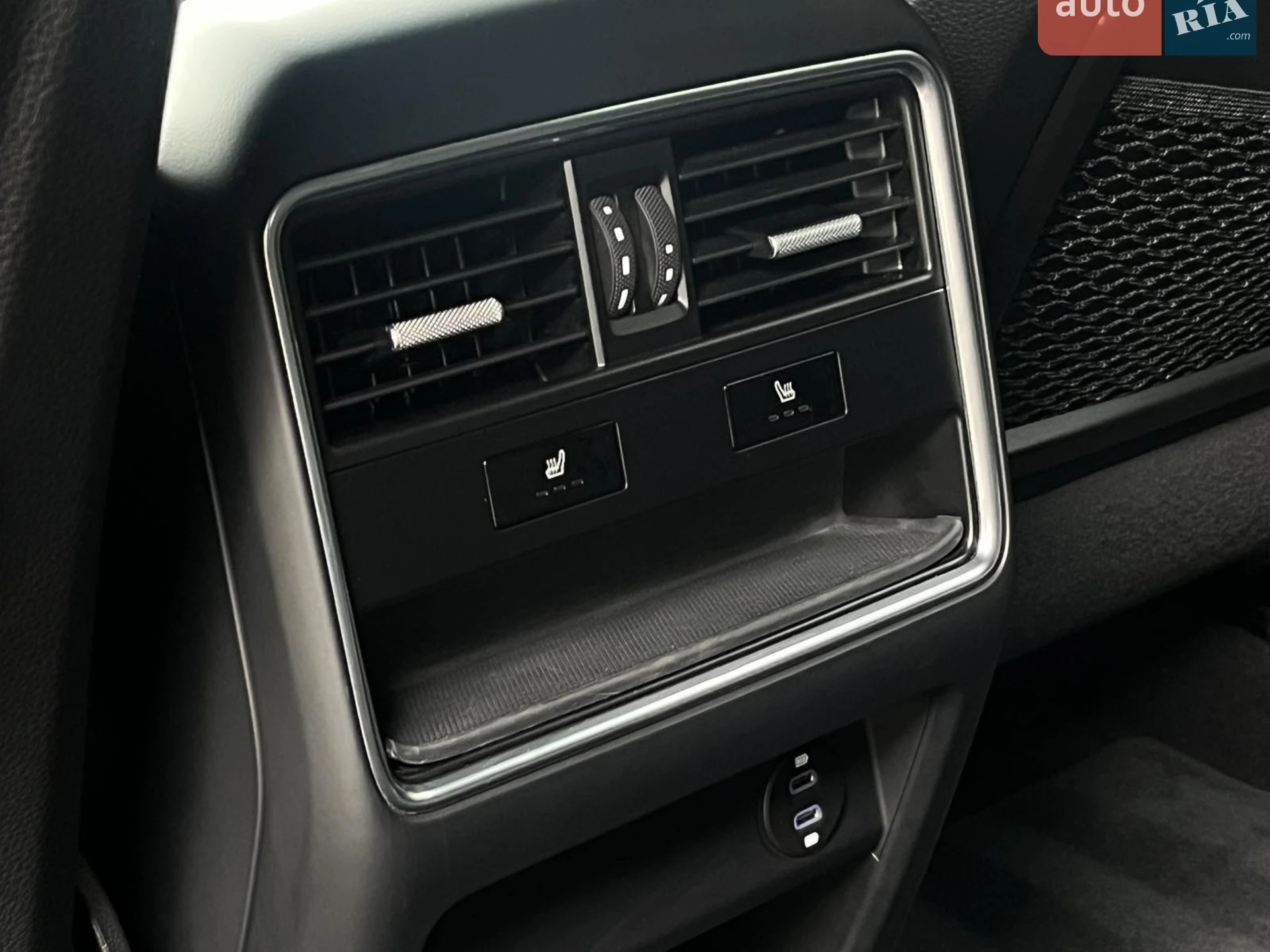 2020 Porsche Cayenne - мініатюра 37