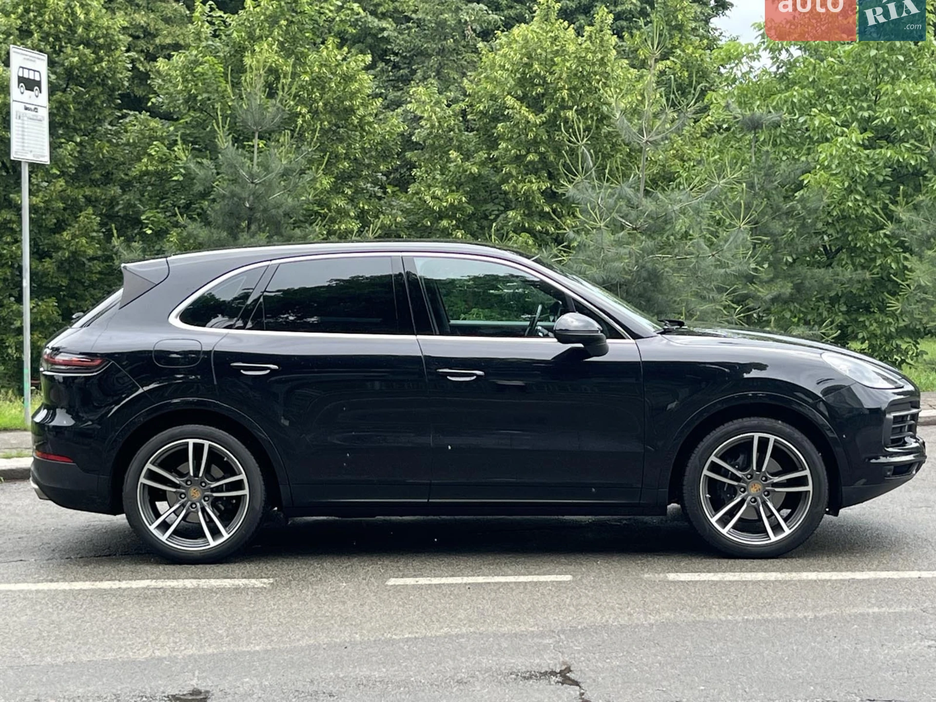 2020 Porsche Cayenne - мініатюра 16