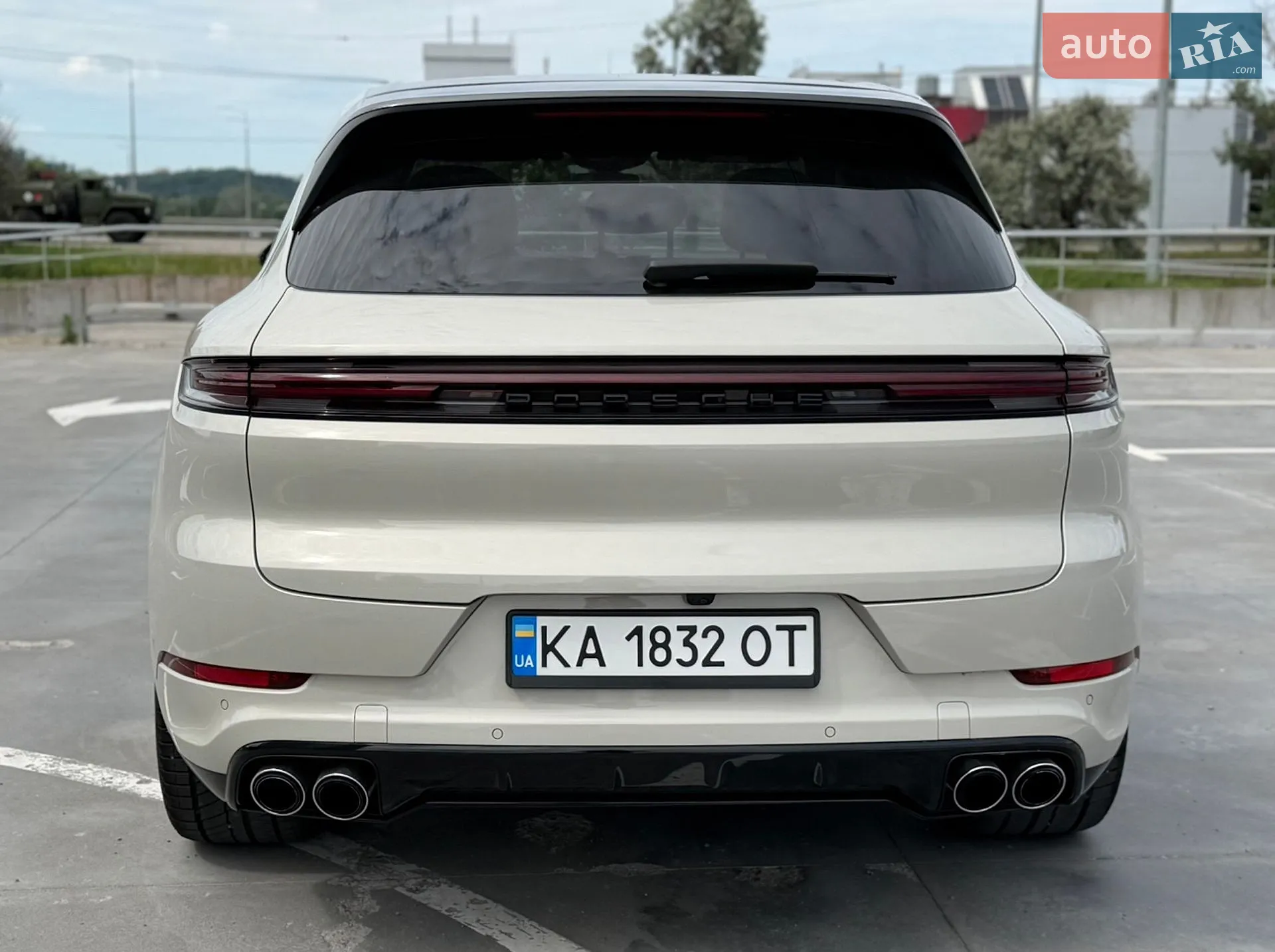 2023 Porsche Cayenne - мініатюра 10